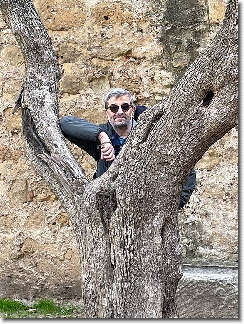 Clicca per scorrere le foto originali ingrandite